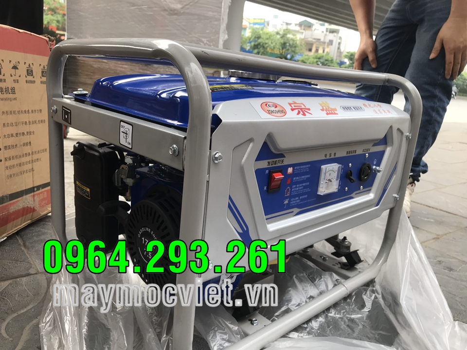 Máy phát điện 3.2kW hàng nội địa Trung giật nổ chạy xăng 1 cổng ra