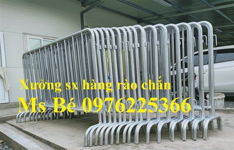 Hàng rào kiểm soát ,hàng rào chắn di động ,khung hàng rào di động