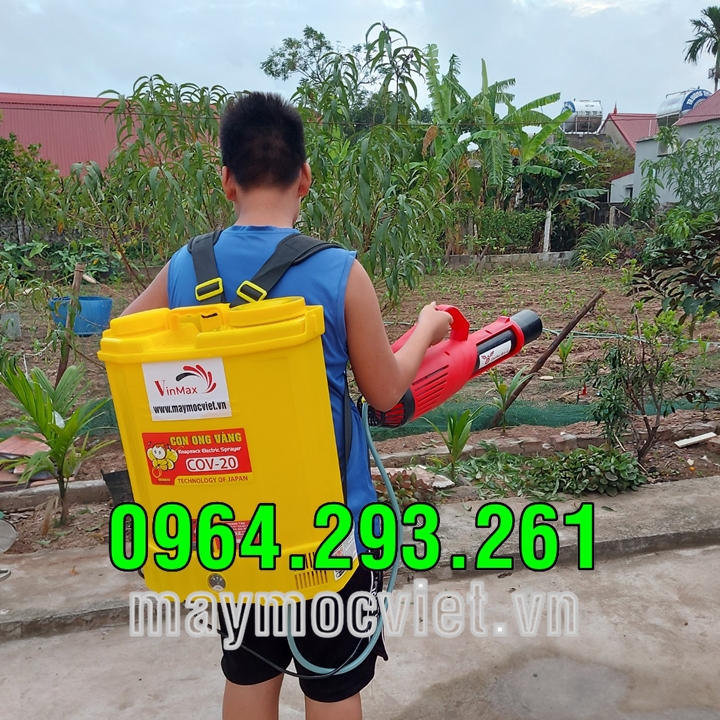Máy phun tưới rau hiệu quả có thể phun thuốc sâu chạy ắc quy điện 12V