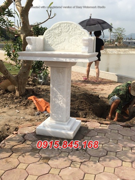 Cây hương đá + miếu + am thờ ngoài trời + trang củng kỳ đài thần linh