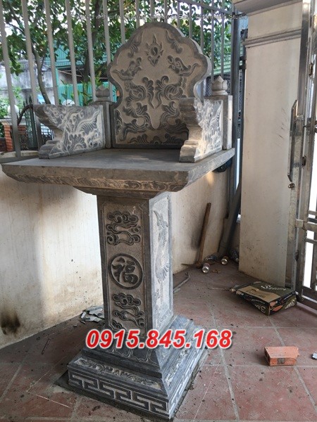 Cây hương đá + miếu + am thờ ngoài trời + trang củng kỳ đài thần linh