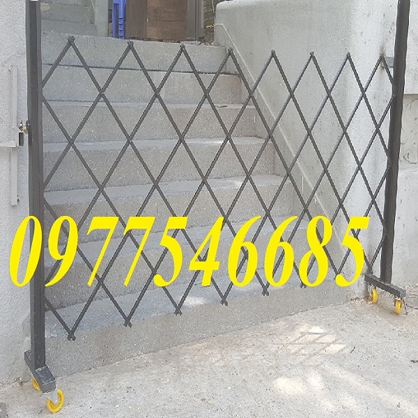 Sản xuất hàng rào xếp chữ T - Hàng rào xếp sắt có bánh xe