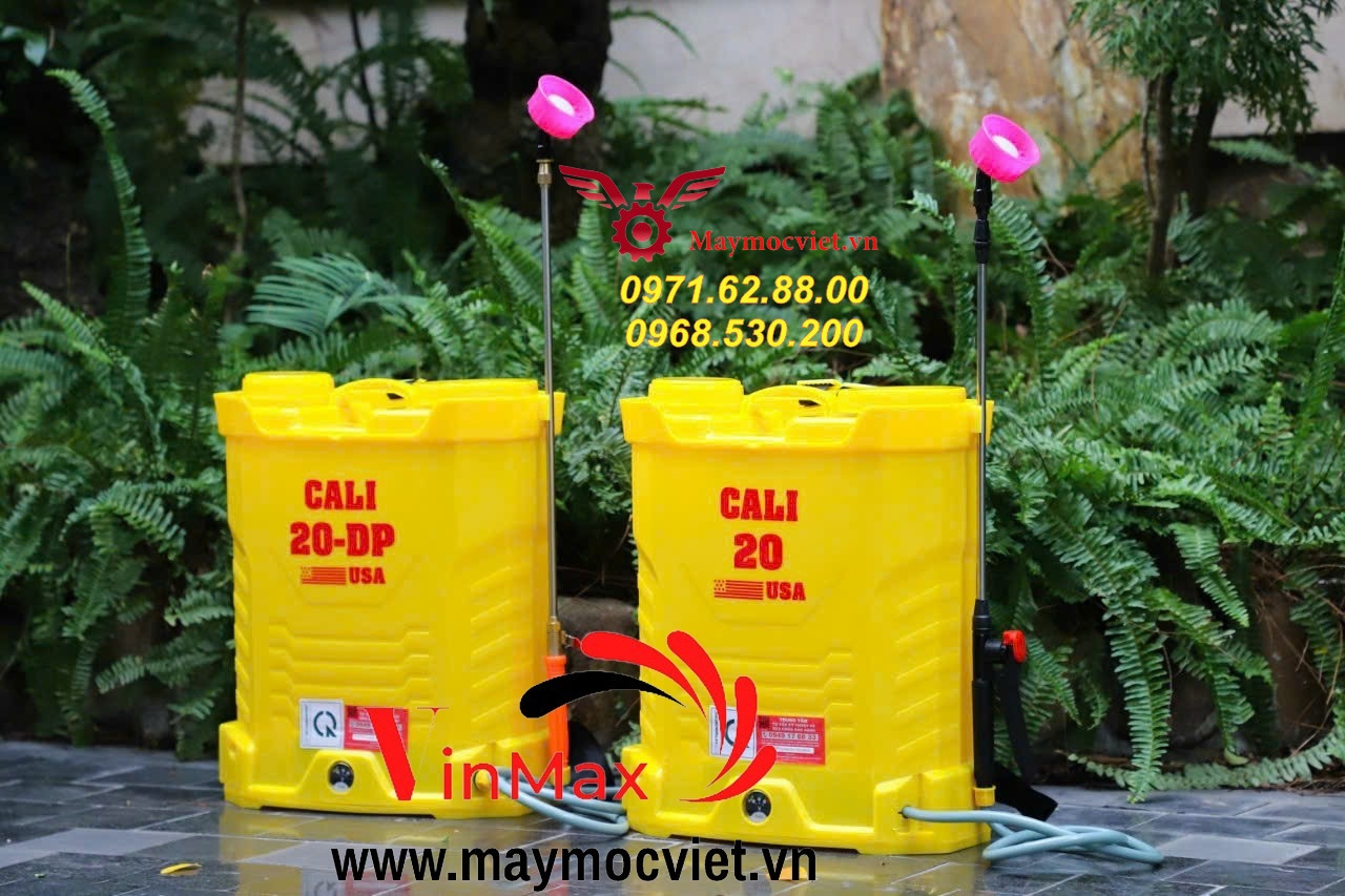 Phân phối máy phun thuốc chạy acquy 2 bơm siêu khỏe CALI 20DP