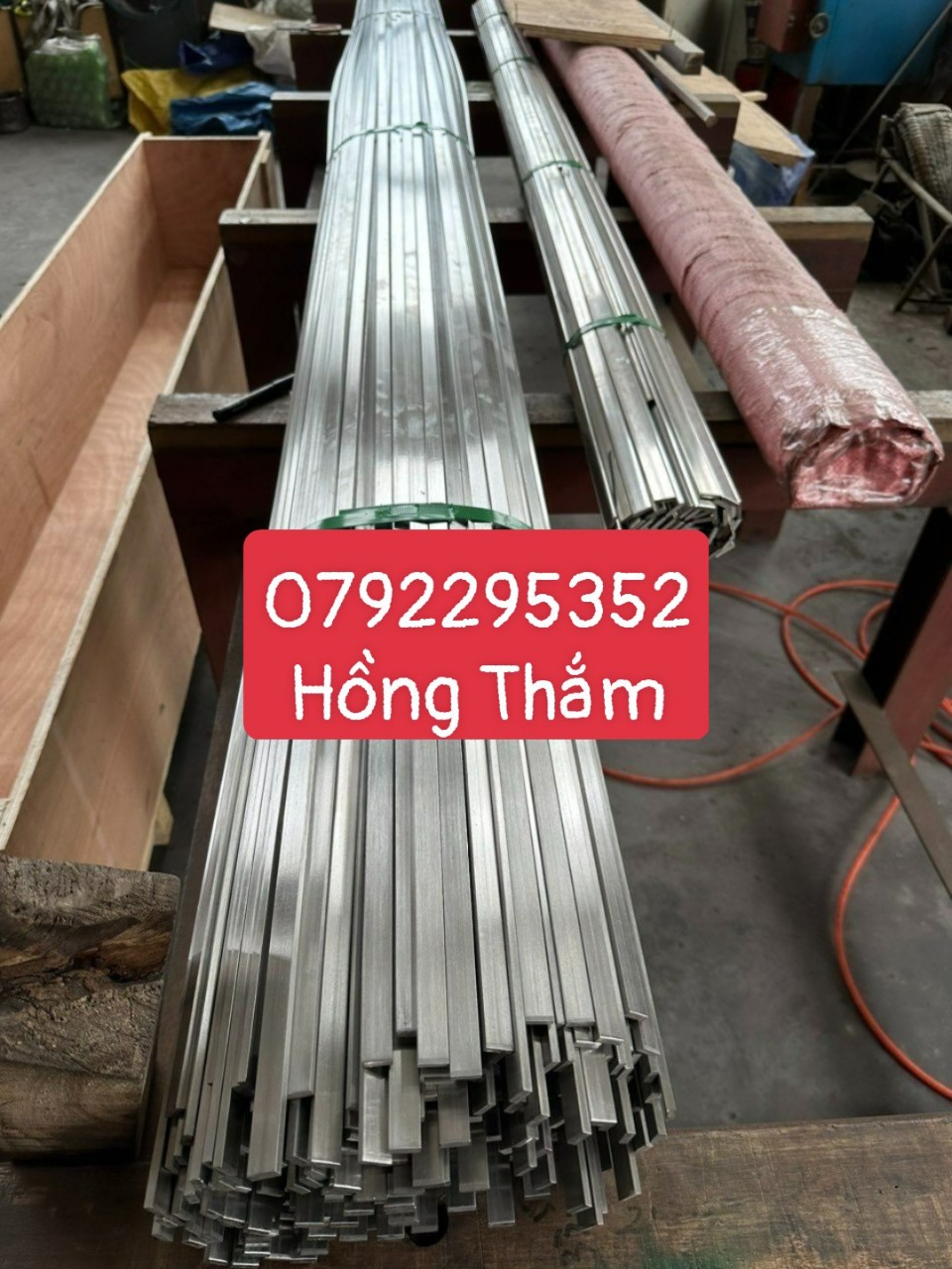 THANH LA INOX SUS304, 201, 410, 430,................