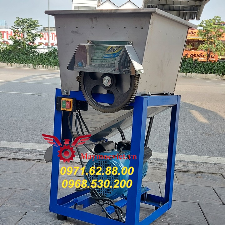 Máy thái cá mồi giá rẻ bảo hành 12 tháng