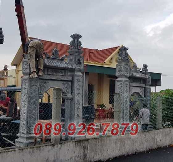 Mẫu cổng nhà bằng đá đẹp bán Đồng Tháp - Cổng đá trước sân nhà thờ