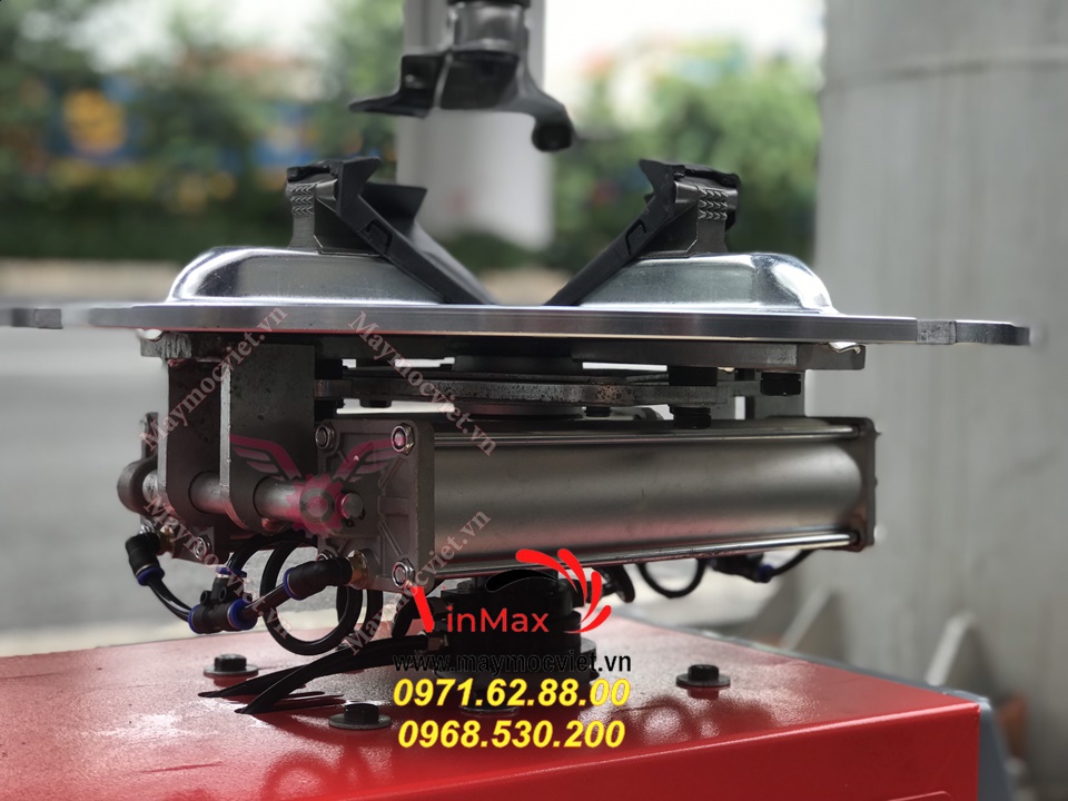 Máy ra vào lốp xa máy, xe đạp điện TC820E giá rẻ