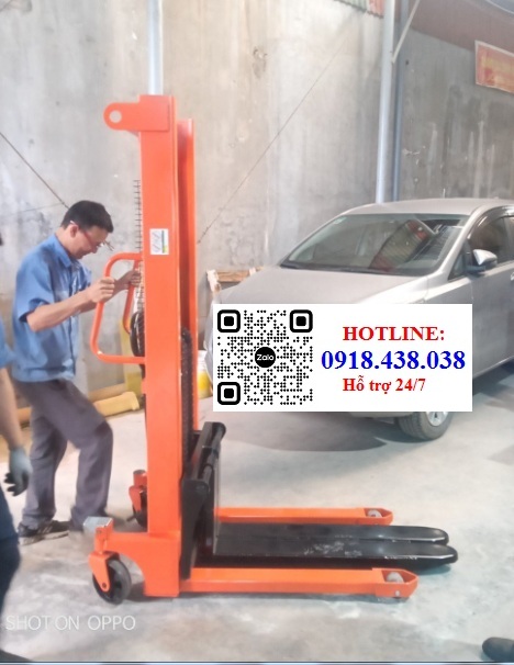 Giảm sốc cuối năm: xe nâng tay cao  2 tấn 3 tấn nâng cao 1.6m