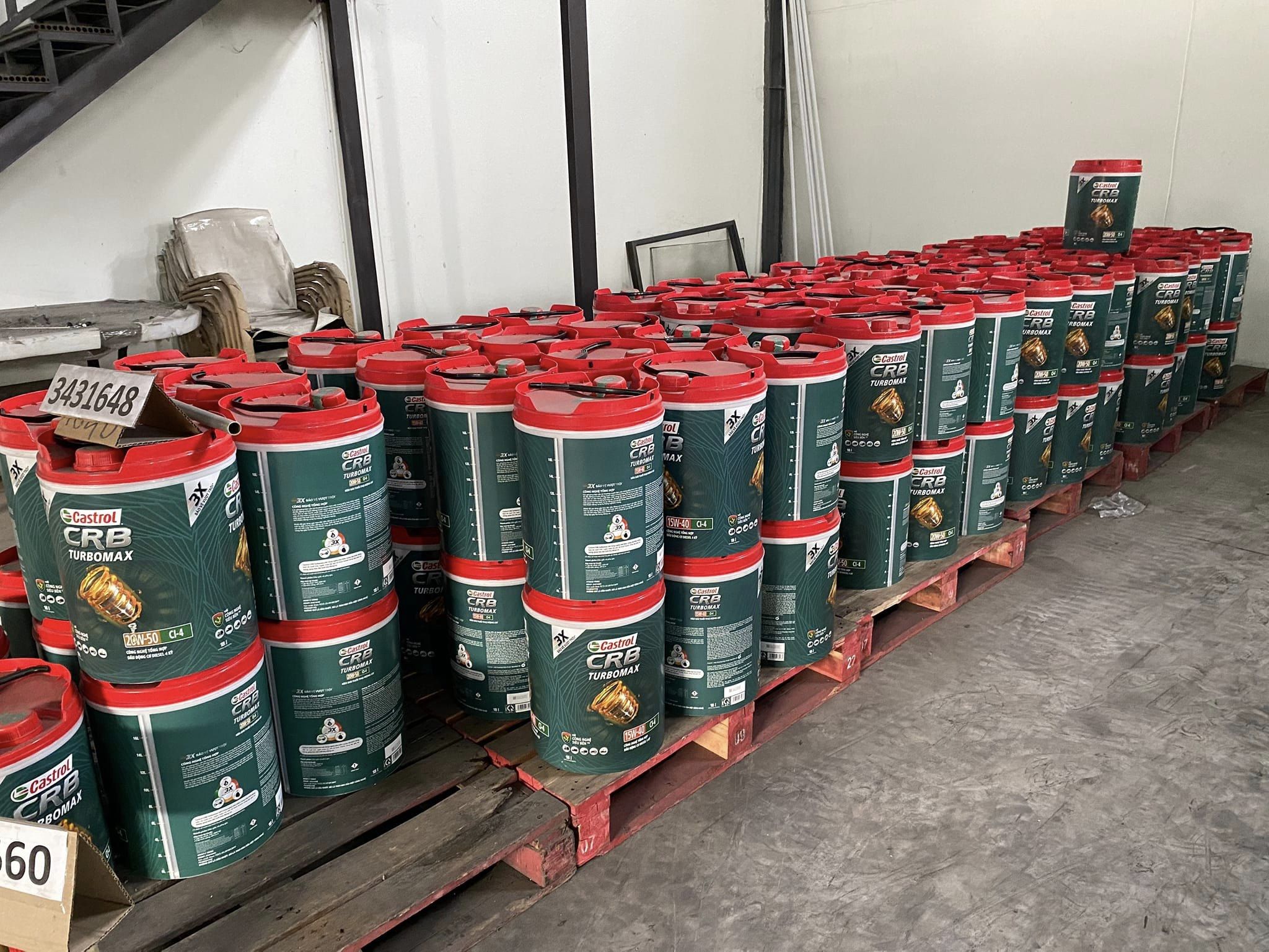 Bán dầu thủy lực(nhớt 10), dầu động cơ Castrol, Shell chính hãng TPHCM