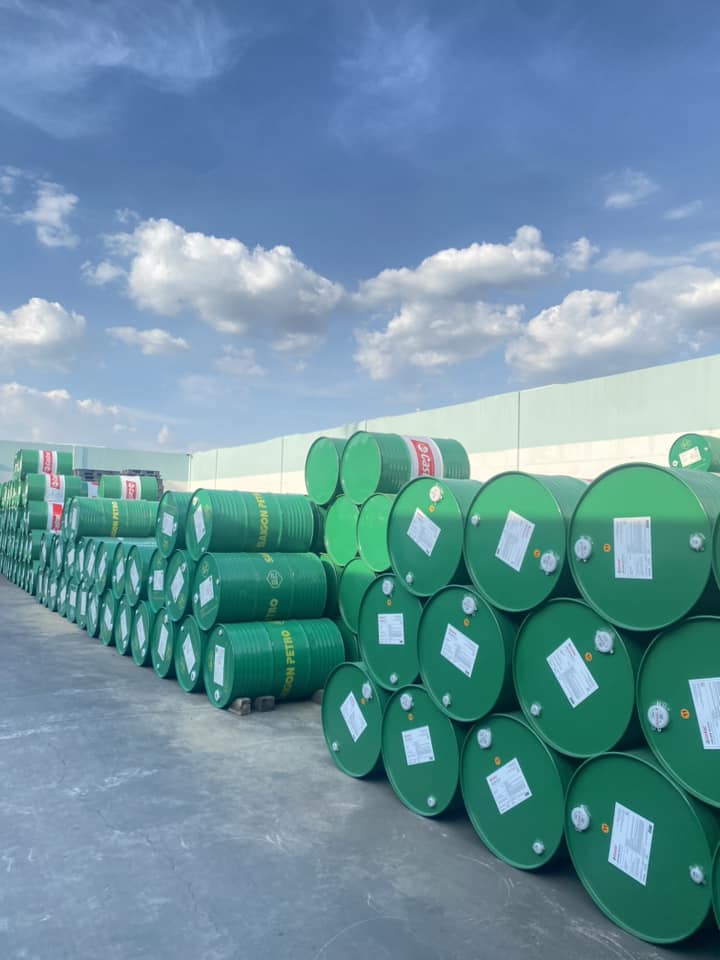 Bán dầu thủy lực(nhớt 10), dầu động cơ Castrol, Shell chính hãng TPHCM