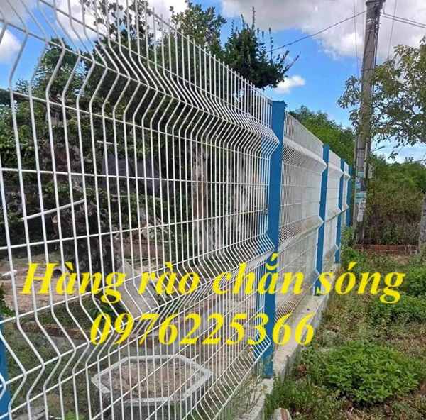 Hàng rào lưới thép chấn sóng mạ kẽm sơn tĩnh điện