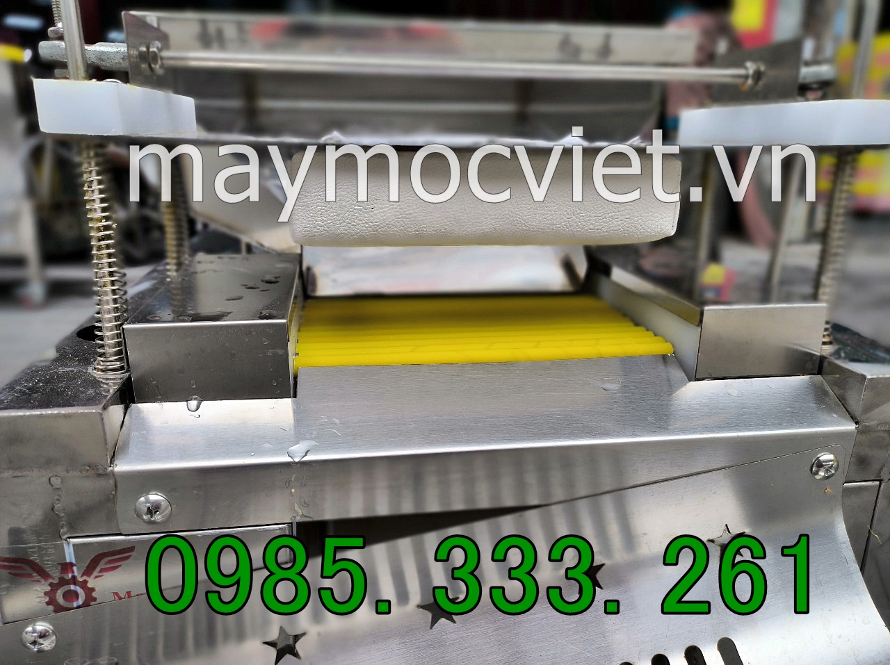 Máy bóc vỏ trứng cút tự động, năng suất 10.000 quả/ giờ Vinmax TC50