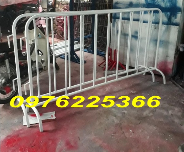 Hàng rào chắn barie khổ 1.2m x 2m, Hàng rào di động khổ 1.2m x 2m