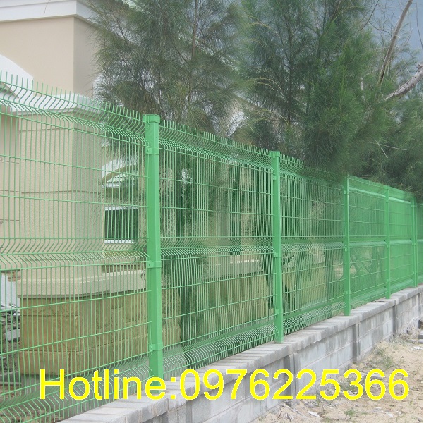 Sản xuất - Thi công hàng rào lưới thép hàn D4, D5, D6