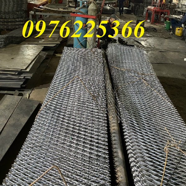 Lưới trang trí hình thoi 30x60, Lưới thép kéo giãn 30x60