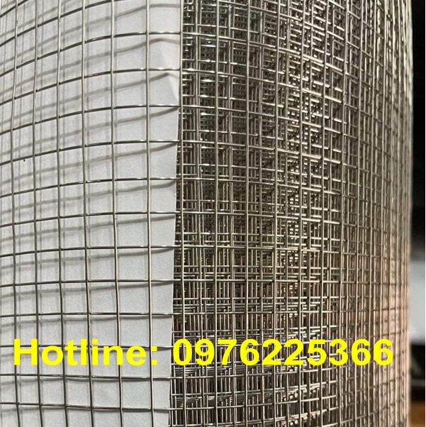 Lưới hàn inox 304 ô 3.5cm x 3.5cm. khổ 1m x 30m