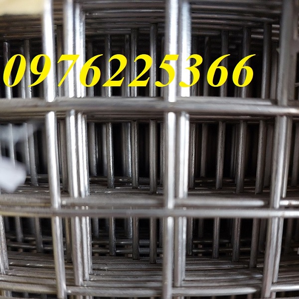 Lưới hàn inox 304 ô 3.5cm x 3.5cm. khổ 1m x 30m
