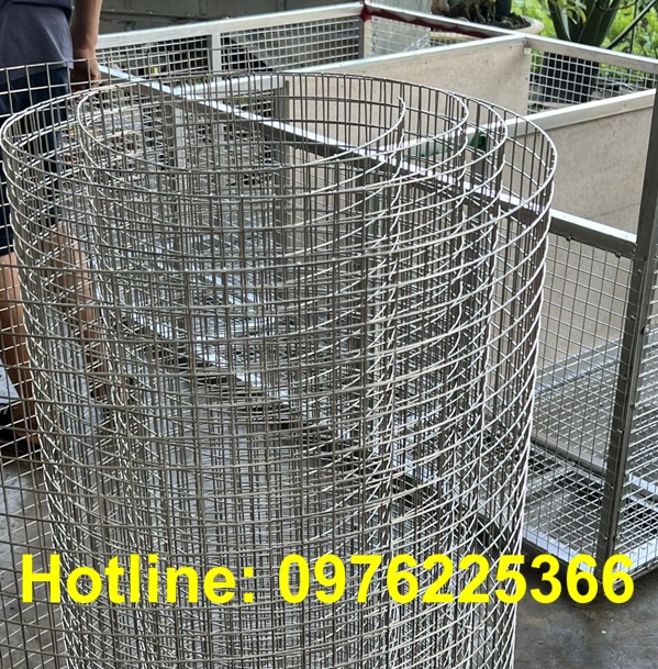 Giá lưới hàn inox 304 ô 3.5cm x 3.5cm dày 2.5ly