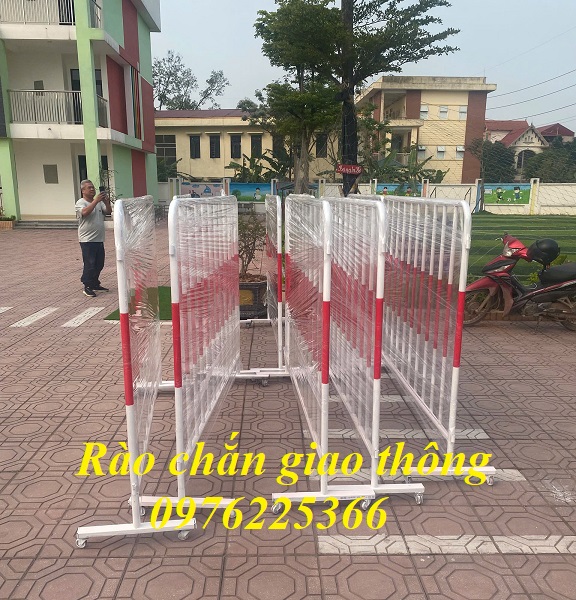 Cung cấp hàng rào di động, hàng rào chắn giao thông giá rẻ