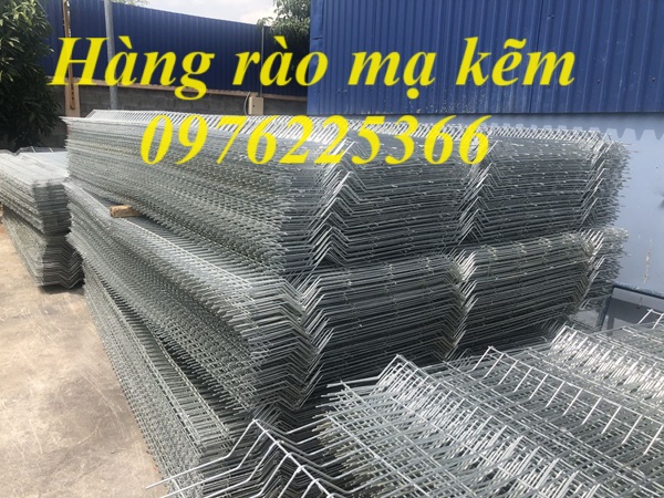 Giá lưới thép hàng rào mạ kẽm Hàng rào mạ kẽm nhúng nóng