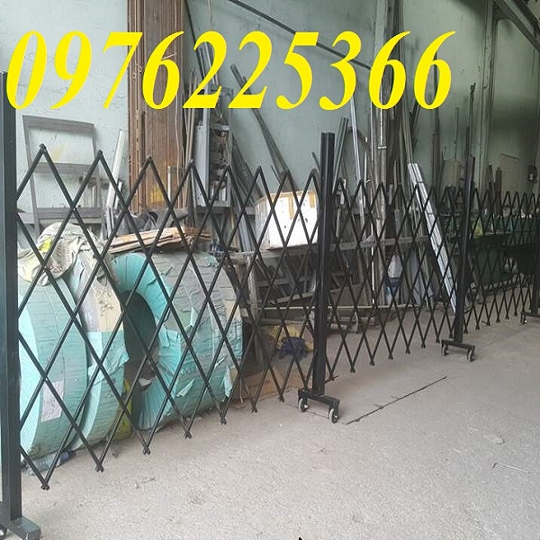 Cung cấp hàng rào xếp sắt kéo tay, hàng rào xếp di động giá rẻ