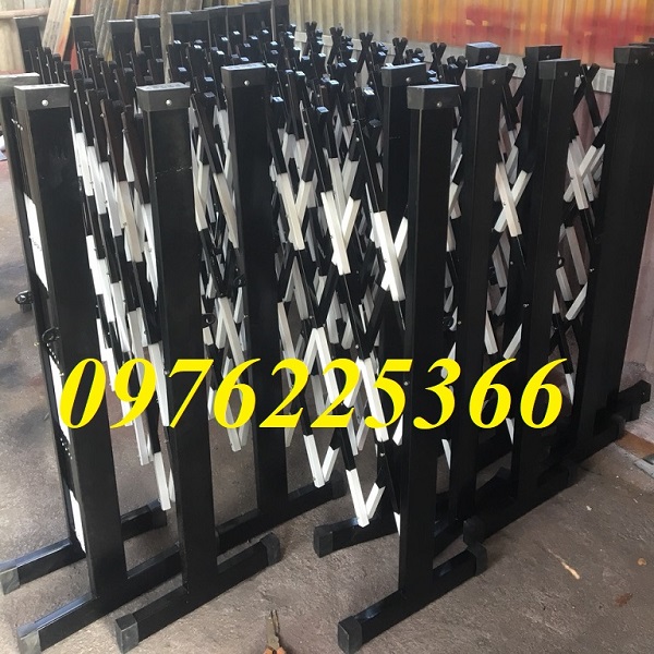 Cung cấp hàng rào xếp sắt kéo tay, hàng rào xếp di động giá rẻ