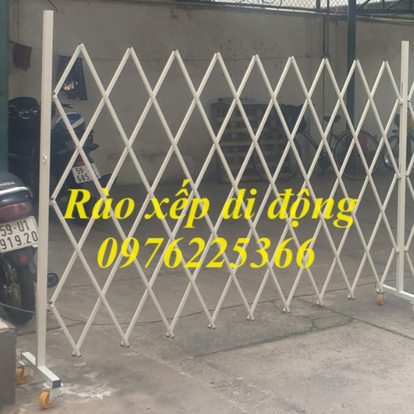 Cung cấp hàng rào xếp sắt kéo tay, hàng rào xếp di động giá rẻ