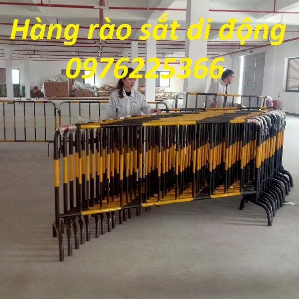 Giá hàng rào sắt di động, hàng rào chắn đường di động