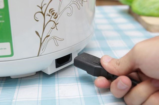 Các lỗi thường gặp của nồi cơm điện và cách khắc phục