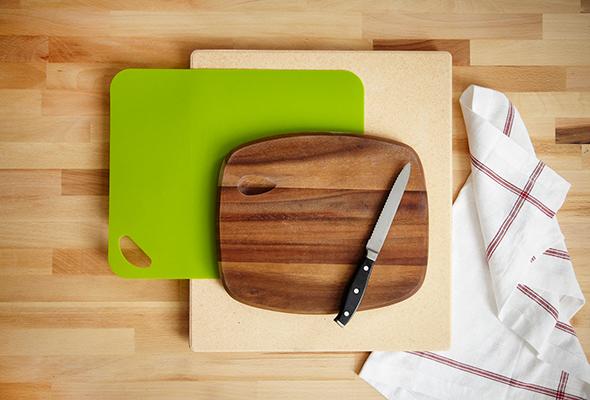 Hướng dẫn vệ sinh thớt để bảo vệ sức khỏe gia đình