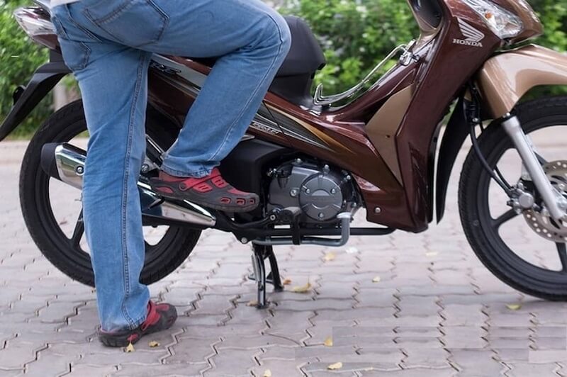 Nguyên nhân và phương pháp khắc phục cách làm xe nổ máy khi để lâu ngày