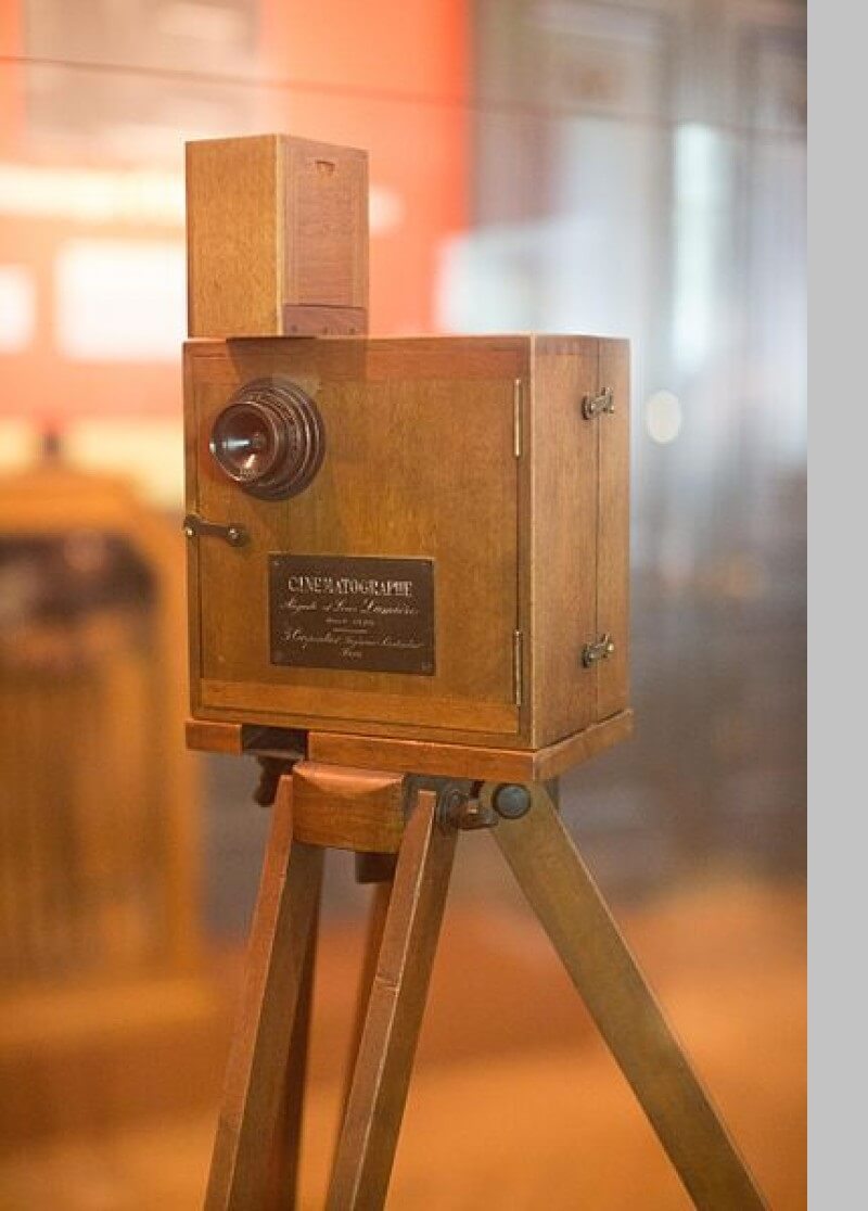 Máy quay phim có từ năm nào - lịch sử của phát minh vĩ đại
