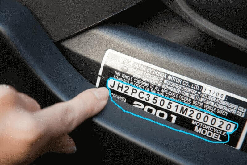 Số Vin xe oto là gì? Cách đọc và vị trí Vin trên oto