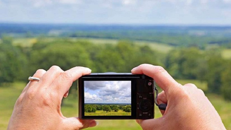 Máy ảnh Compact là gì và có ưu nhược điểm ra sao khi sử dụng?