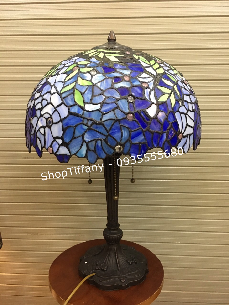 Giao lưu e đèn bàn tiffany họa tiết hoa đậu