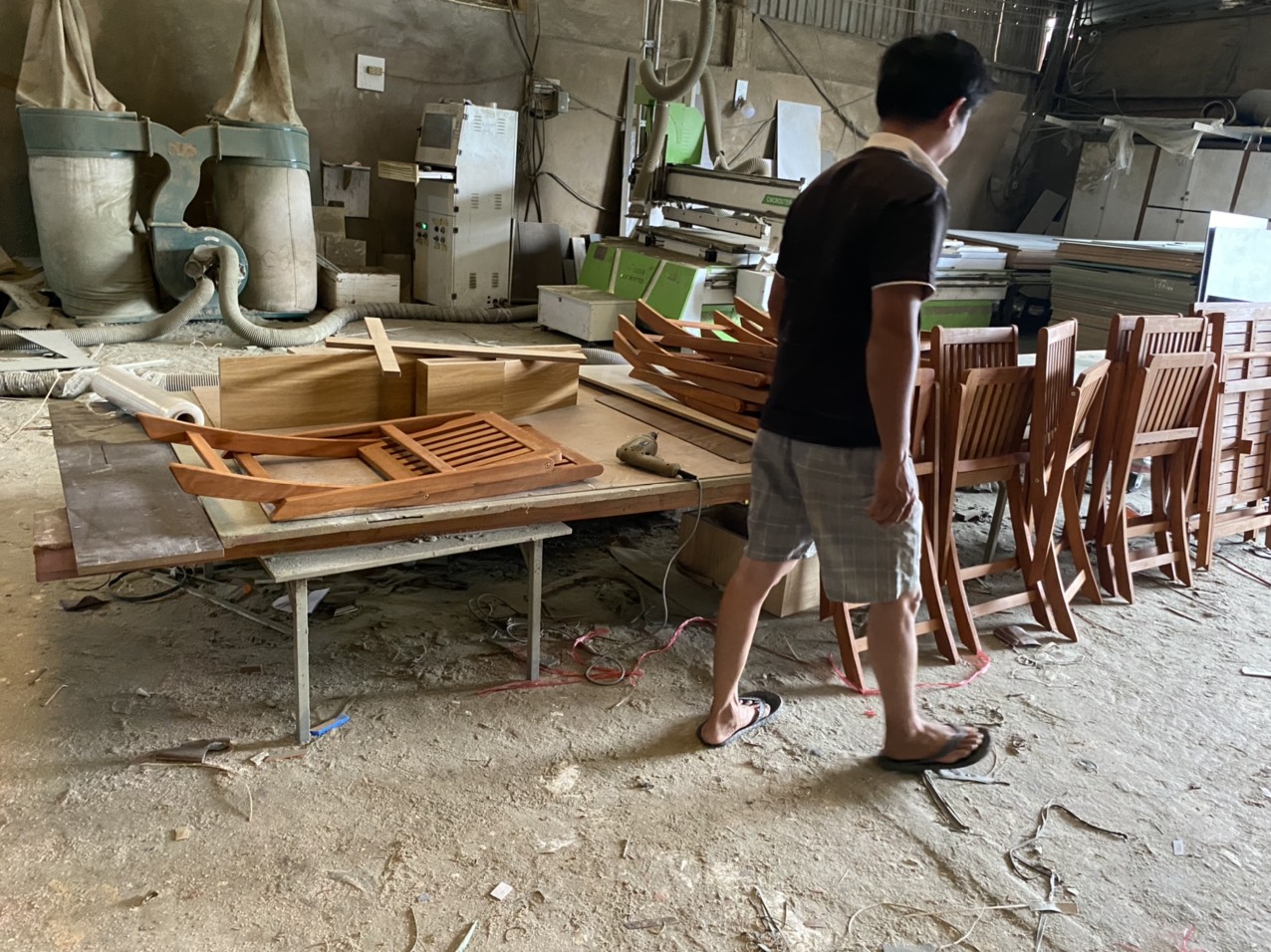 BÀN GHẾ NGOÀI TRỜI TẠI XƯỞNG GIÁ RẺ BÁN TẠI KHU VỰC MIỀN NAM