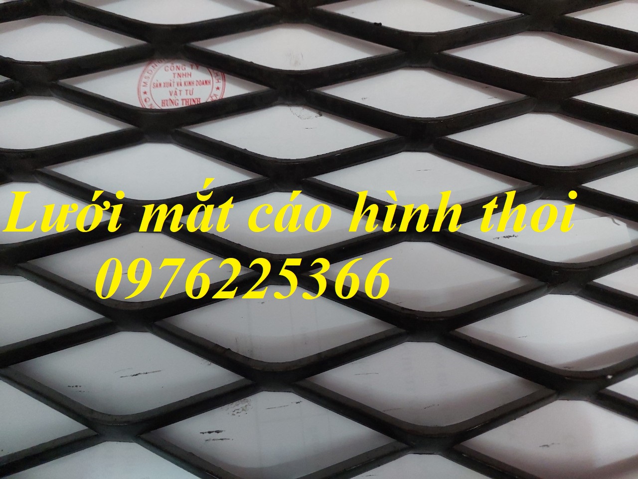 Lưới mắt cáo hình thoi,lưới thép hình thoi 