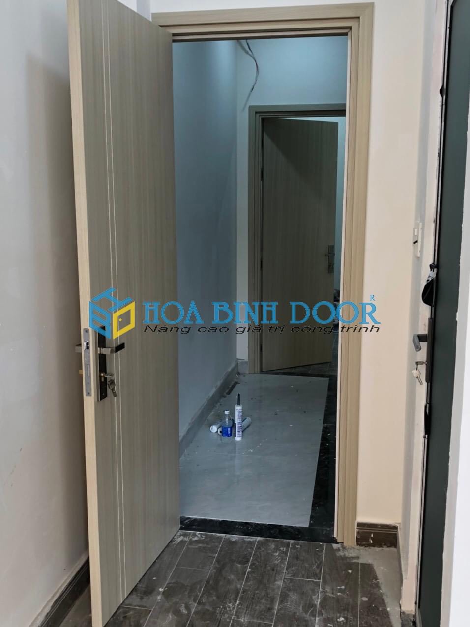 Cửa nhựa toilet giá rẻ tại Hoabinhdoor    