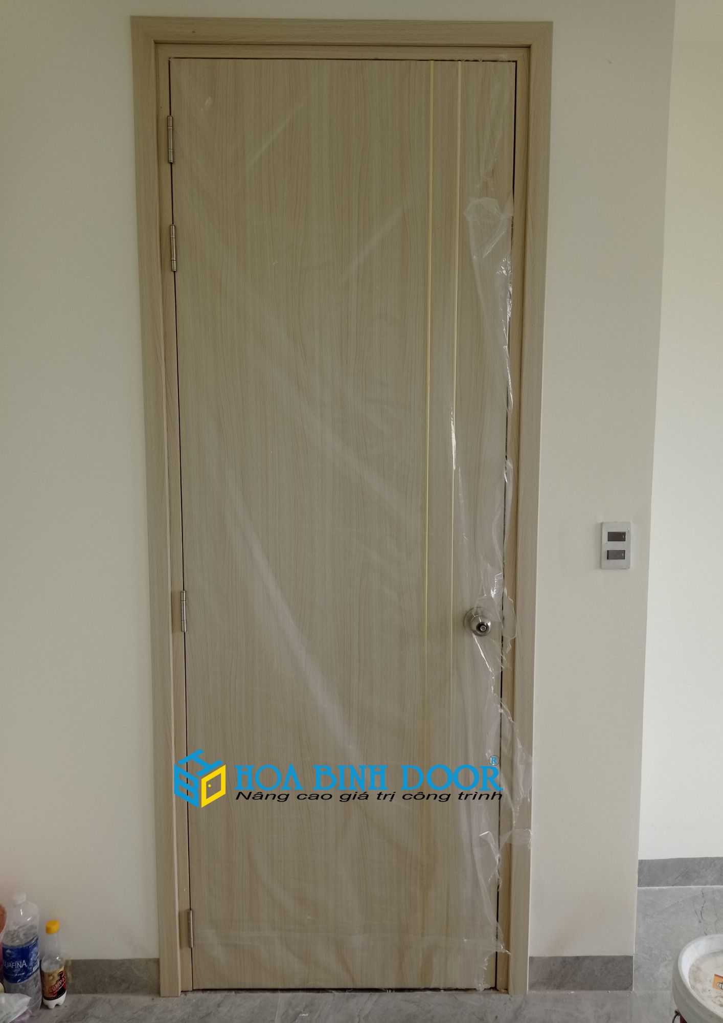 Cửa gỗ công nghiệp MDF tại Quận 8| Cửa gỗ công nghiệp giá rẻ.
