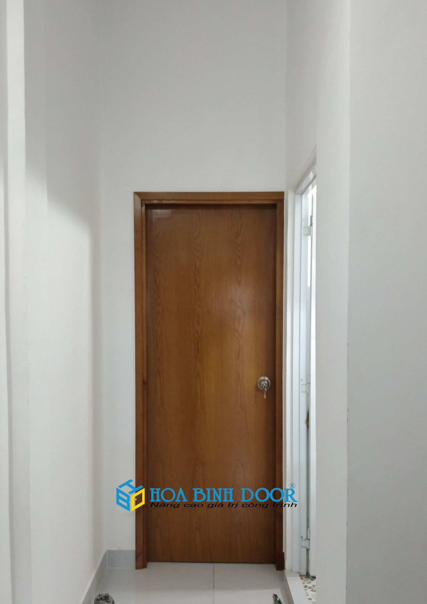 Cửa gỗ công nghiệp MDF tại Quận 8| Cửa gỗ công nghiệp giá rẻ.