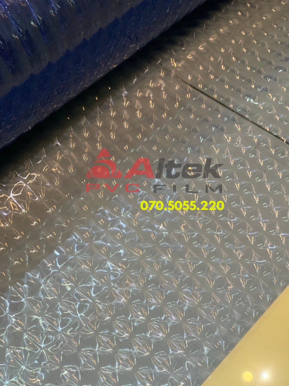  mang nhua pvc 3d mat meo mien nam gia si
