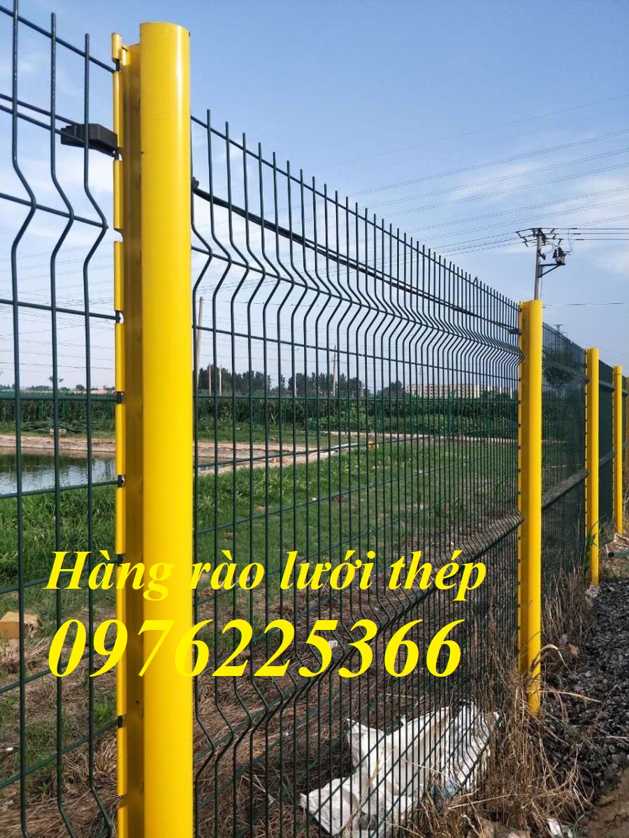 Mẫu hàng rào chấn sóng trên thân -Hàng rào lưới thép hàn