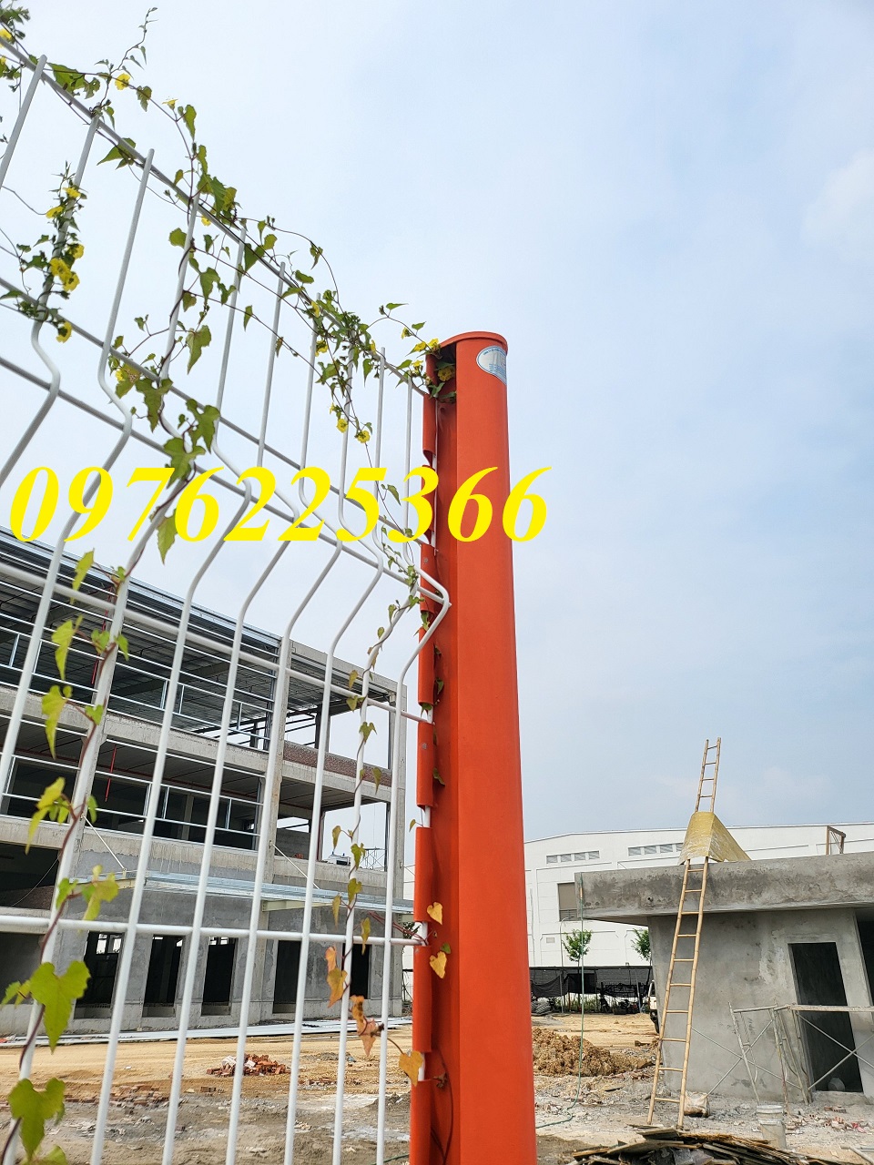 Hàng rào chấn sóng trên thân-Mẫu hàng rào chấn sóng mới nhất
