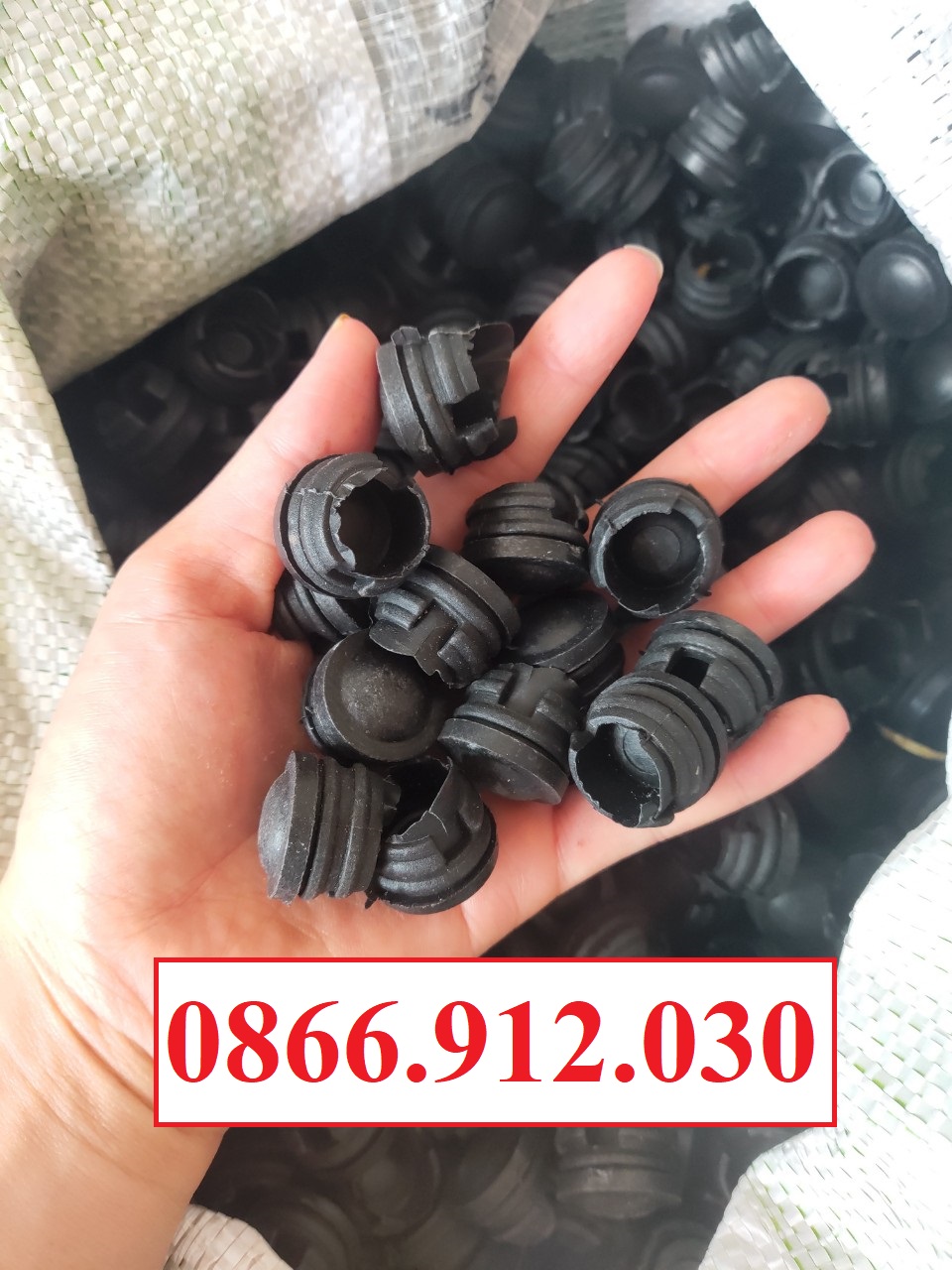 Nút bịt nhựa, nút bịt đầu chân bàn ghế, giá phơi