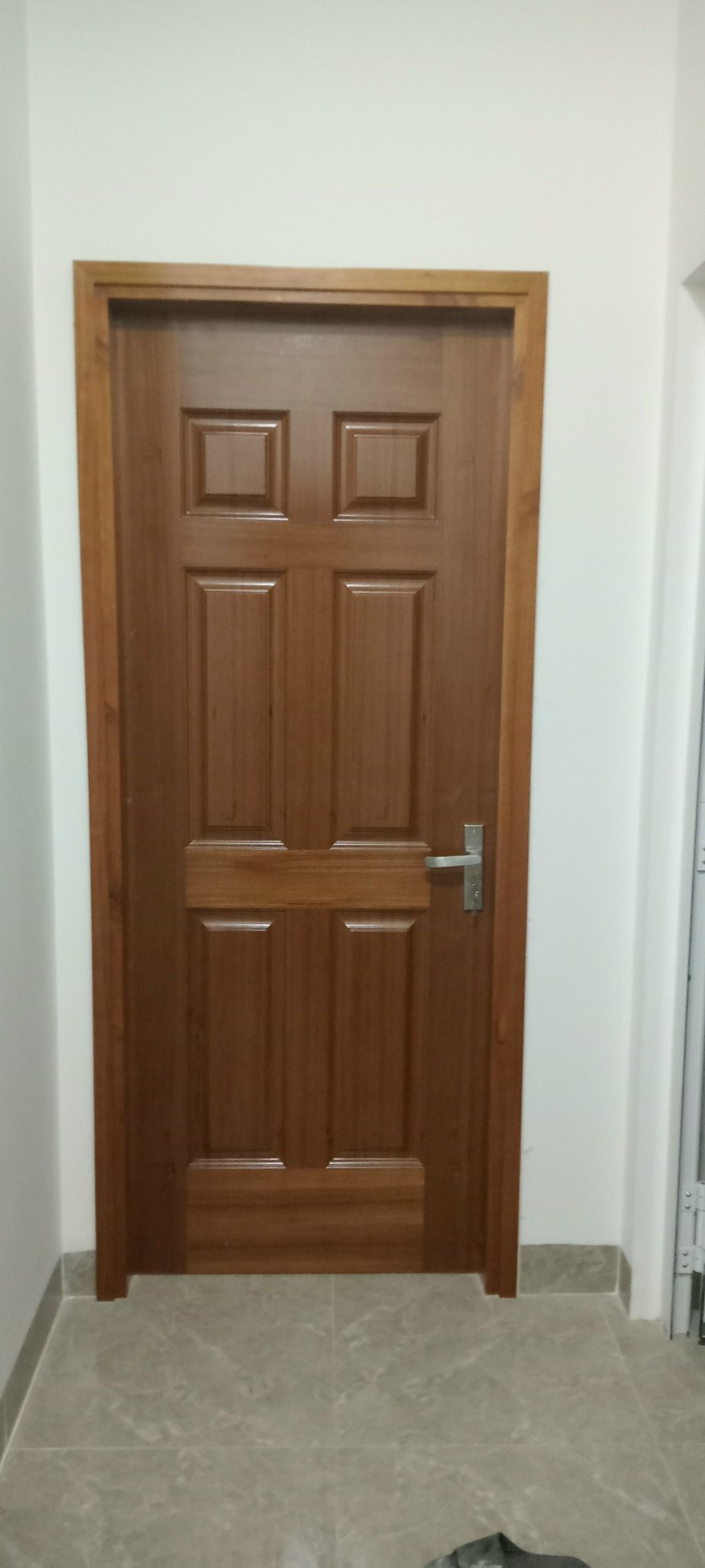 Cửa gỗ HDF phòng ngủ tại tân Phú         