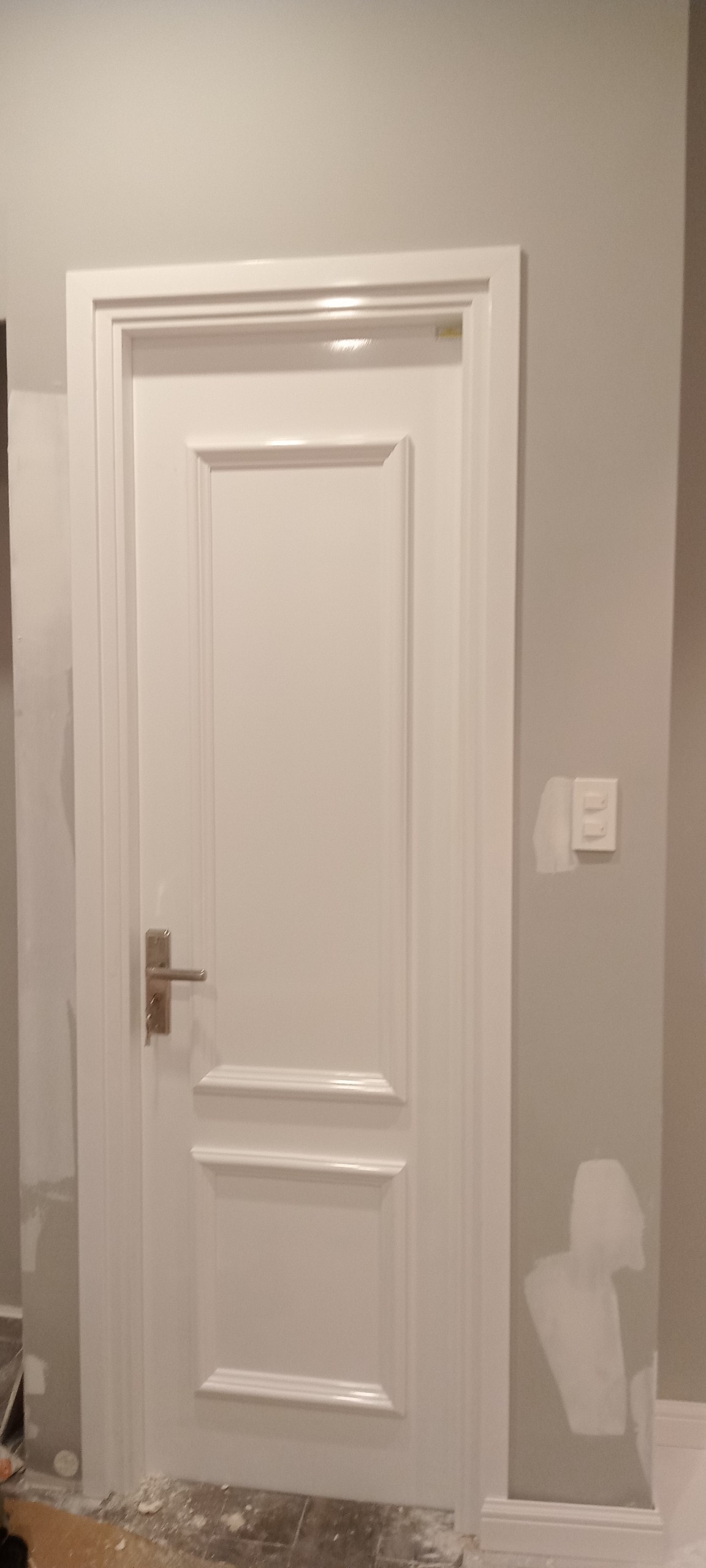 Cửa nhựa composite giả gỗ cao cấp tại Bình tân