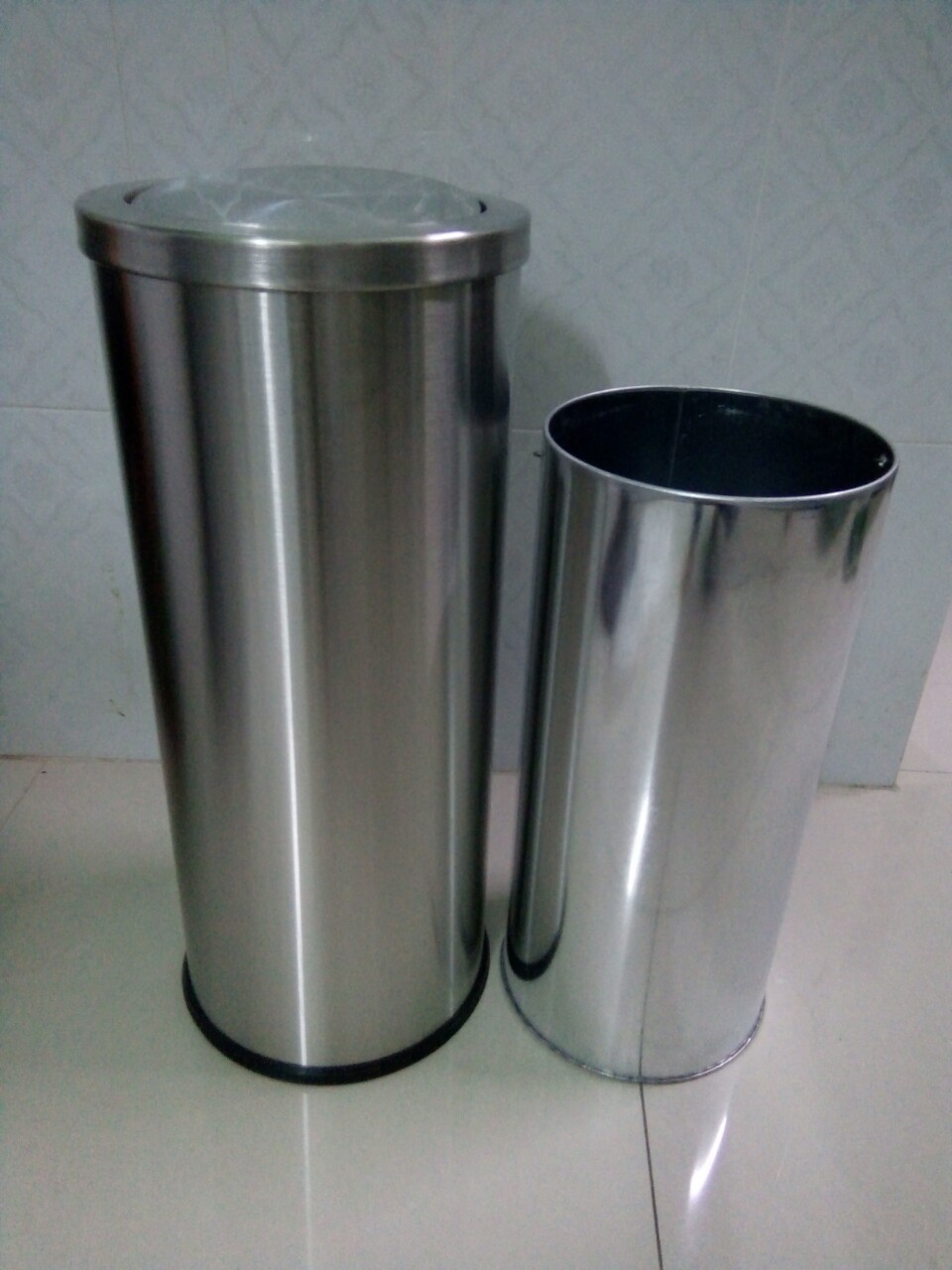 Thùng rác inox vuông 22 lít giá rẻ tại Vũng Tàu