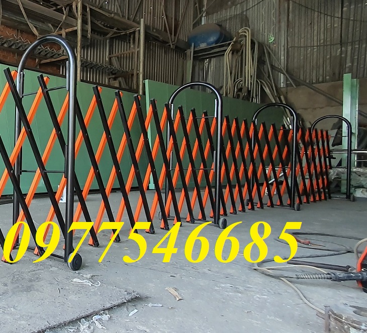 Hàng rào xếp ,hàng rào xếp gọn ,hàng rào xếp di động kéo tay