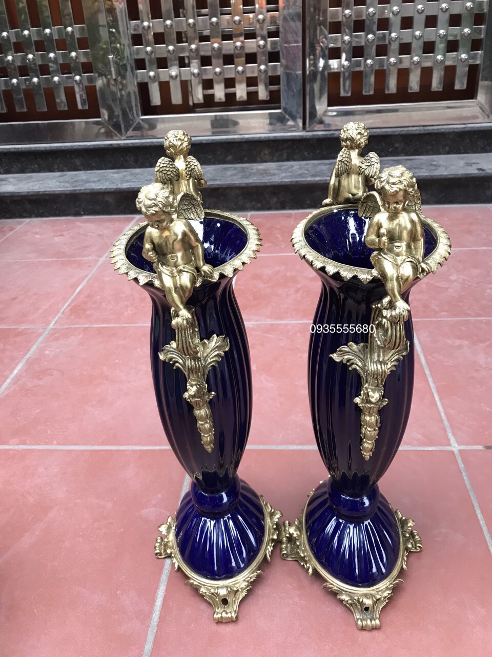 Giao lưu đôi bình sứ bỉ xanh lam