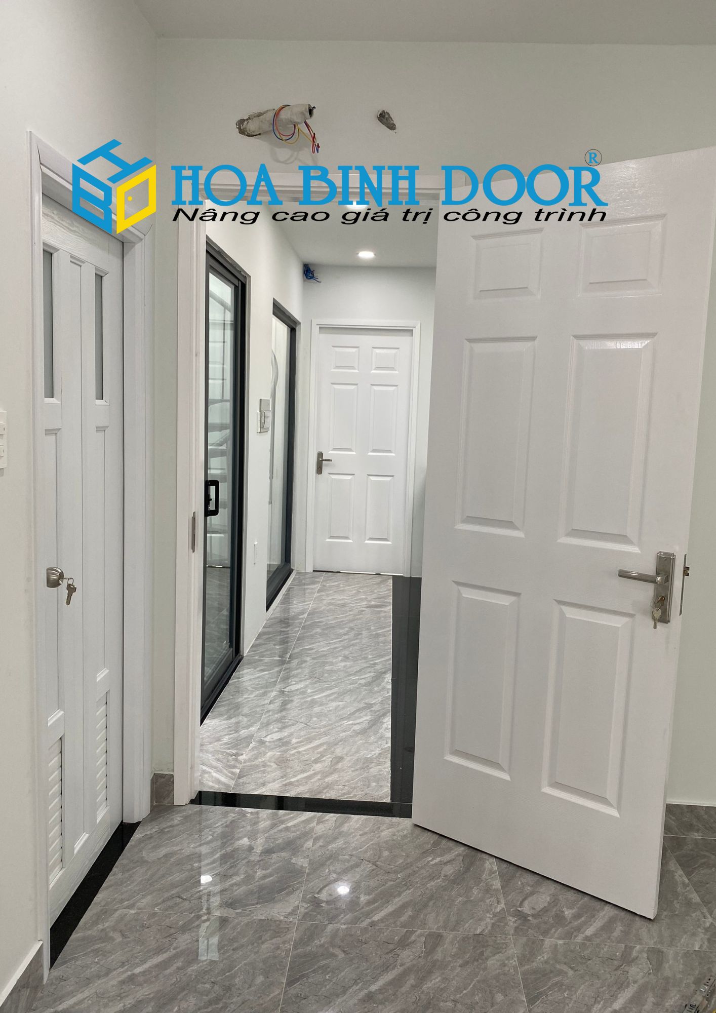 Cửa gỗ HDF giá rẻ tại Bình Chánh [ Hoabinhdoor]